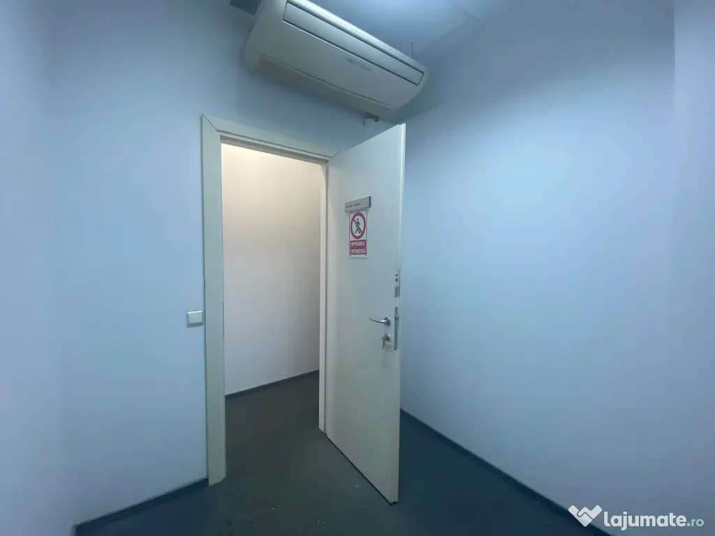 Vizibilitate maxima la strada!Spatiu comercial 164mp-Sos Chitilei nr88