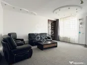 Apartament la casa, curte proprie, strada Nicolae Jiga 