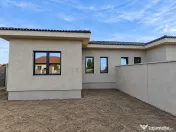 DUPLEX LA ASFALT - NOU PE PIATA - 3 DORMITOARE 
