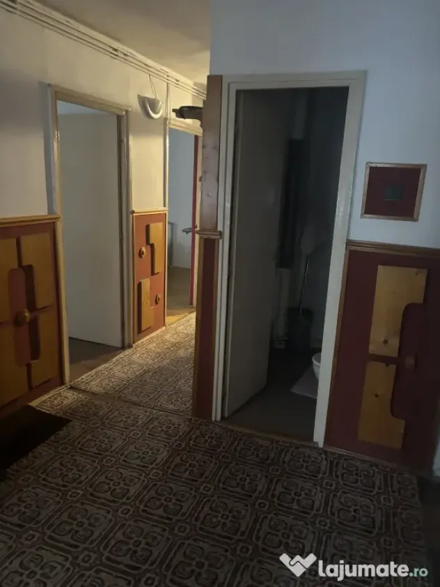 Apartament 3 Camere de Vanzare -90mp- Zona Pandurilor/ EON