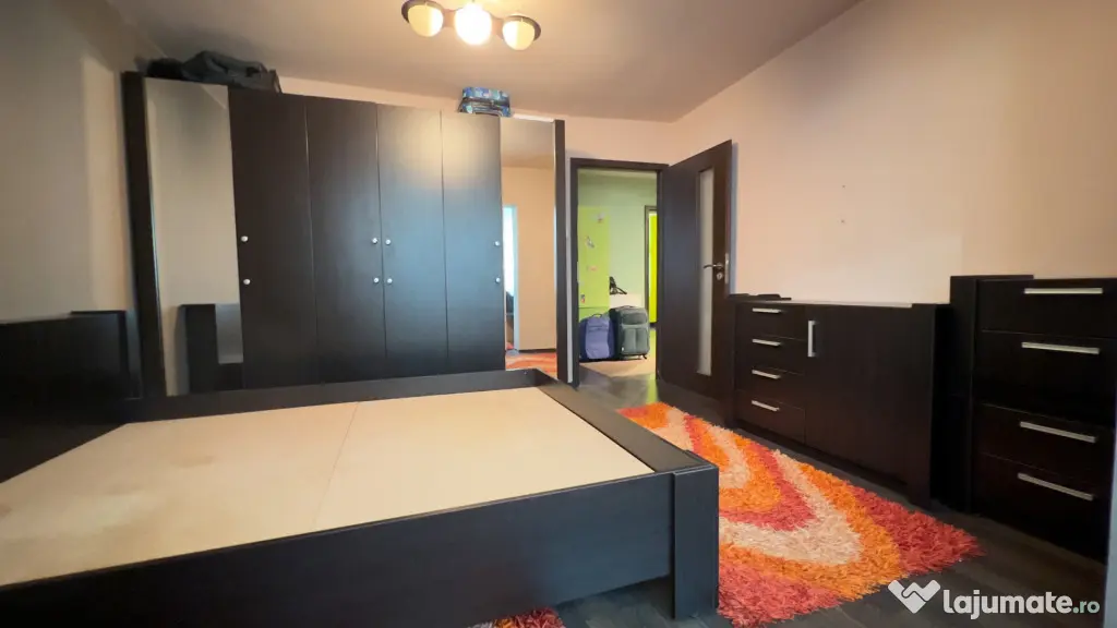 Apartament 3 camere decomandat | 2 Bai | Etaj 2 | Centrala | - Timisoara (Timis)