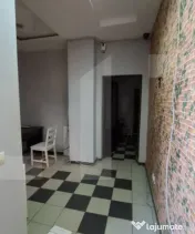 Spațiu comercial independent, 174 mp utili, curte 200 mp, a