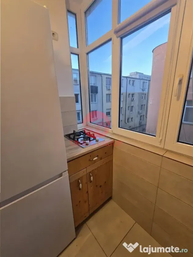 Apartament 3 Camere De Inchiriat | Piata Grivitei | Spatiu, - Constanta (Constanta)