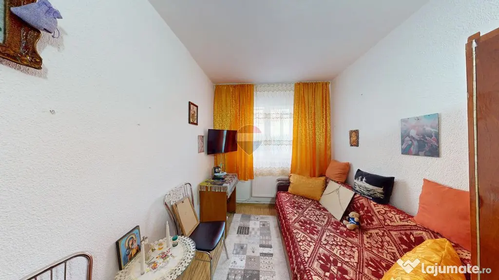 COMISION 0% | Apartament 3 camere | Str Diana, Zarnesti | Mobilat - Zarnesti (Brasov)