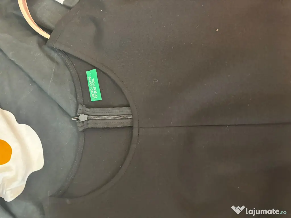 Rochie neagra Benetton