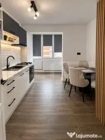 Apartament 3 camere decomandat 73 mp, zona Ultracentrală -U