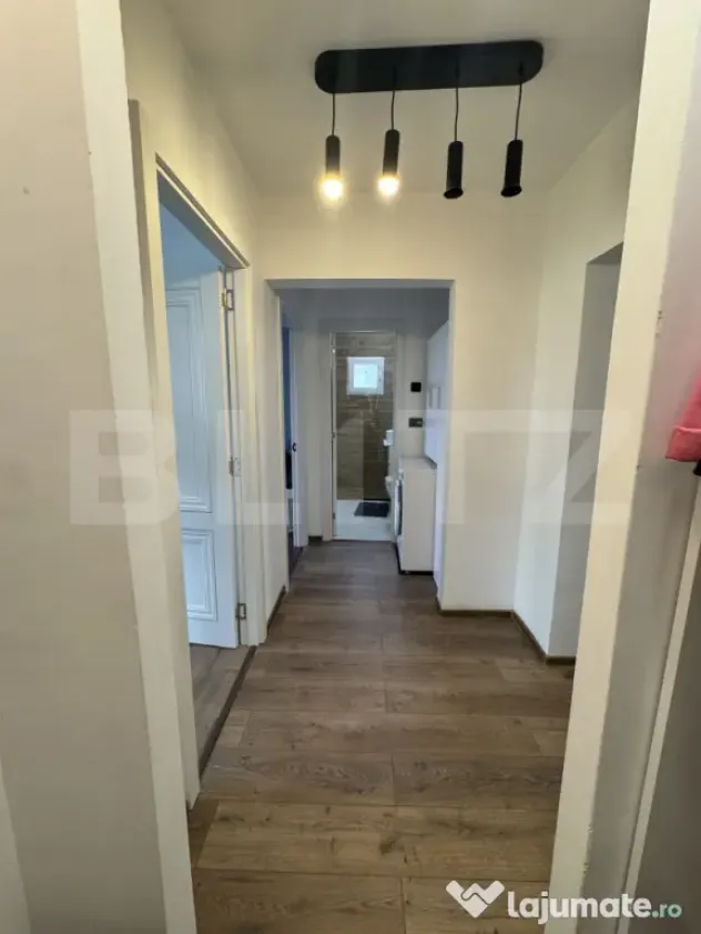 Apartament 3 camere decomandat 73 mp, zona Ultracentrală -U - Craiova (Dolj)