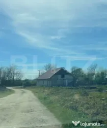 Teren intravilan, 1800 mp, zona Pomi