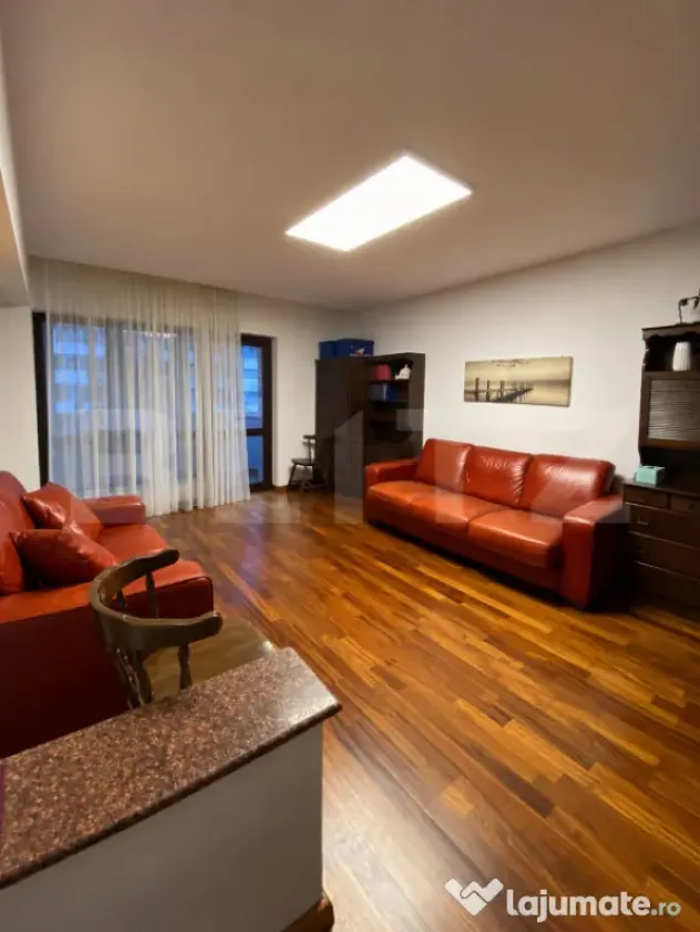 Apartament cu 3 camere, 77 mp, Sud-Est - Suceava (Suceava)