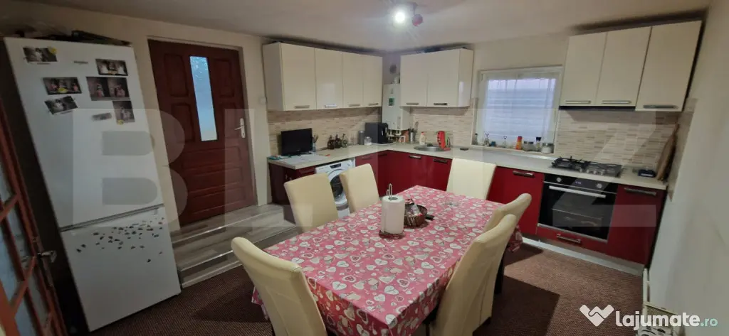 Casa cocheta, 104 mp, teren 260mp, Bariera Valcii - Craiova (Dolj)