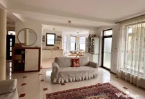 Casa duplex zona DR.Dumitri Vechi