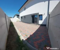 Apartament parter-2 camere 48 mp si curte-60mp, complex inchis