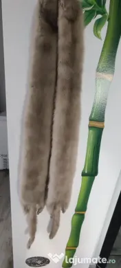 Guler de nurca culoare gri crem