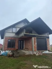 Casa tencuita , teren 1075, Marginea 
