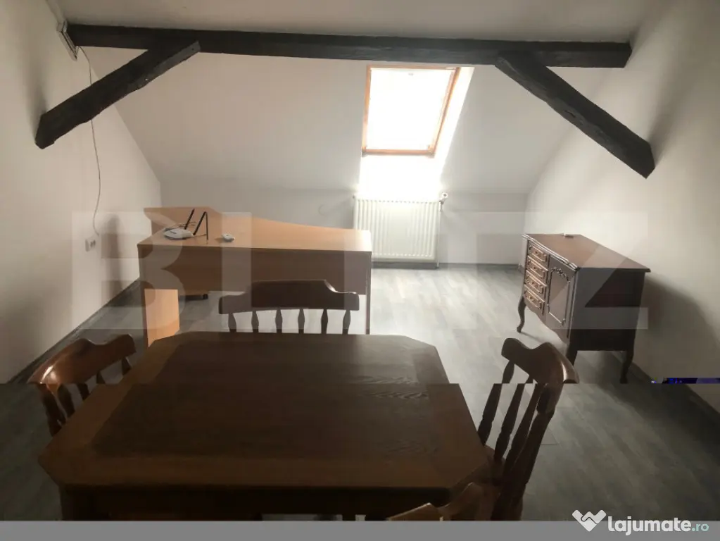 Spațiu de birou de închiriat – 25 mp, mobilat, zona Semi - Satu Mare (Satu-Mare)