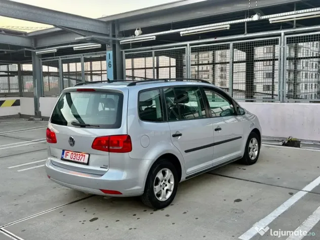 Volkswagen Touran 1.6 TDI BlueMotion Technology Comfortline – Diesel – 2012