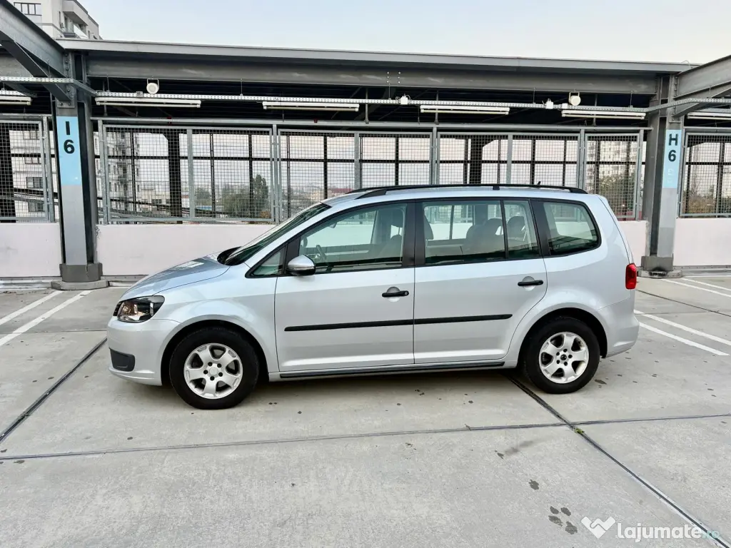 Volkswagen Touran 1.6 TDI BlueMotion Technology Comfortline – Diesel – 2012