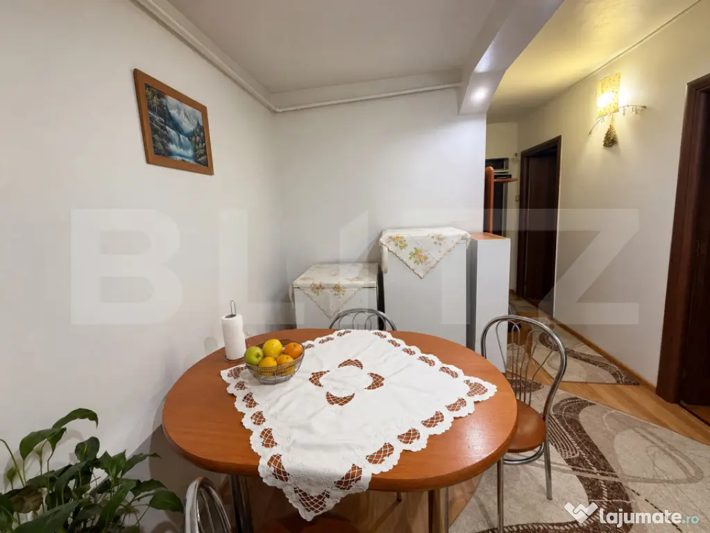Apartament 2 camere decomandat, etaj 3, zona Plopilor - Targu Jiu (Gorj)