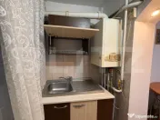 Apartament 2 camere decomandat, etaj 3, zona Plopilor