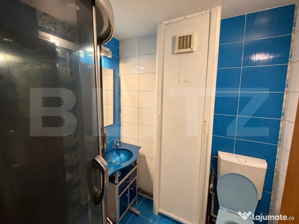 Apartament 2 camere decomandat, etaj 3, zona Plopilor - Targu Jiu (Gorj)
