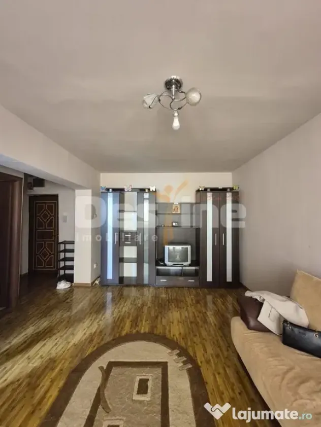 Garsoniera, confort 1, Bulevardul București, disponibilă imediat - Ploiesti (Prahova)