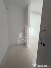 Apartament cu 2 camere, etaj intermediar, zona Giroc