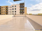 Apartament modern, terasa, parcare subterana, zona Coresi, T 