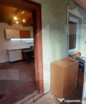 Bar cu clientela formata + 2 case si teren 986 mp I Langa la 