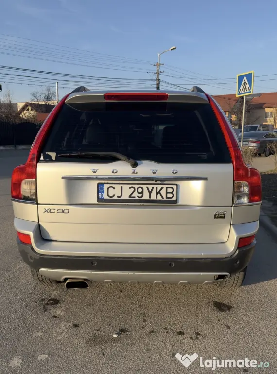 Volvo xc90 2011