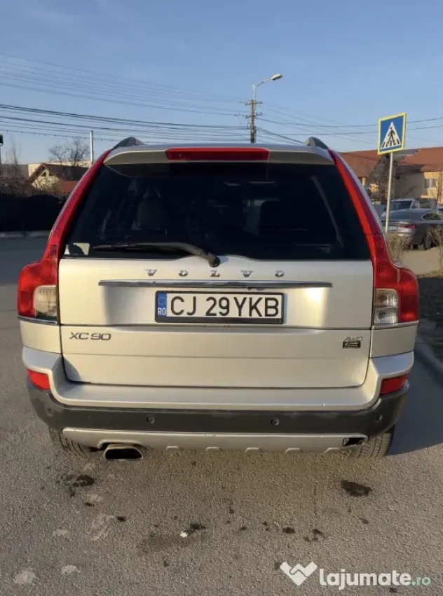 Volvo xc90 2011