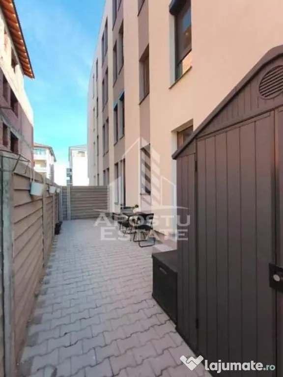 Apartament cu 2 camere de inchiriat ,curte si parcare privata,Giroc - Giroc (Timis)