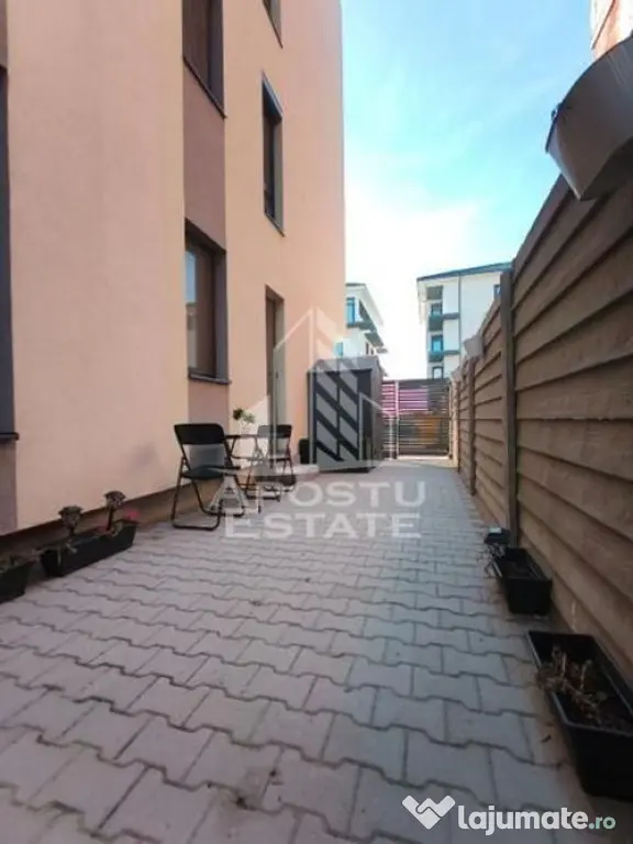 Apartament cu 2 camere de inchiriat ,curte si parcare privata,Giroc - Giroc (Timis)