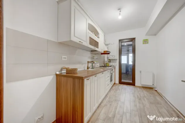Apartament 2 camere Titan, 1 Decembrie, decomandat, bloc cu - Bucuresti (Bucuresti-Ilfov)
