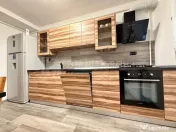 Apartament cu 3 camere, 2 bai - zona Tractorul