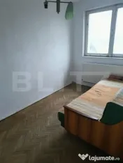 APARTAMENT 3 CAMERE SEMIDECOMANDAT