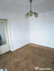 APARTAMENT 3 CAMERE SEMIDECOMANDAT