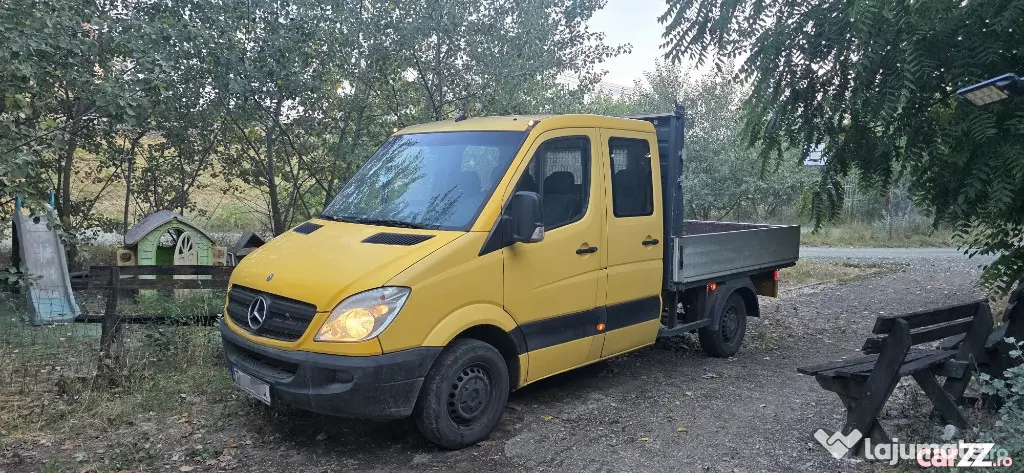 Mercedes sprinter 7 locuri doka 2011 camioneta automata - Arad (Arad)