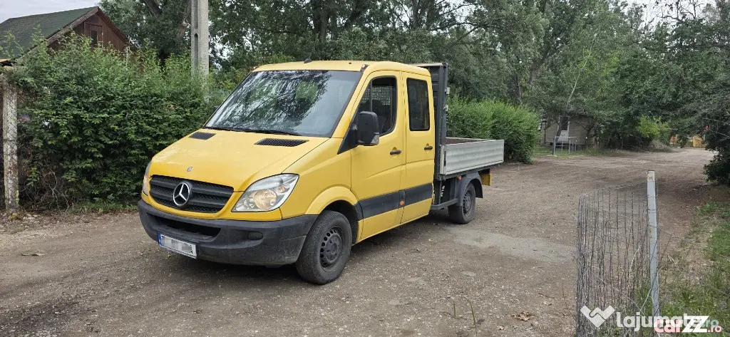 Mercedes sprinter 7 locuri doka 2011 camioneta automata - Arad (Arad)