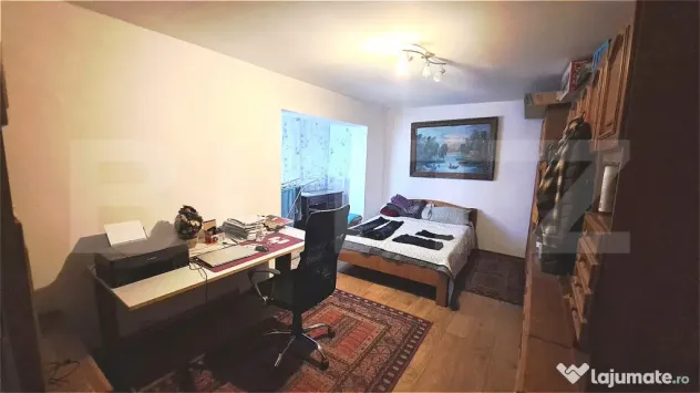 Apartament cu 2 camere, decomandat, cu parcare și boxă – - Brasov (Brasov)
