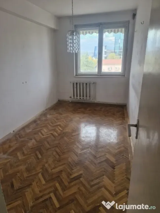 Apartament 4 camere Centru - Obor - Buzau (Buzau)