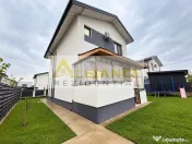 Casa inviduala , 4 camere , 2 băi , 327 teren ! 