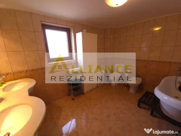 Casa individuală ,8 camere , 270 utili , teren 500 MP - Berceni (Bucuresti-Ilfov)