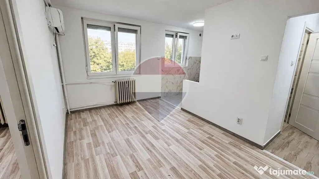 Apartament cu 2 camere de vânzare în zona Rogerius - Oradea (Bihor)