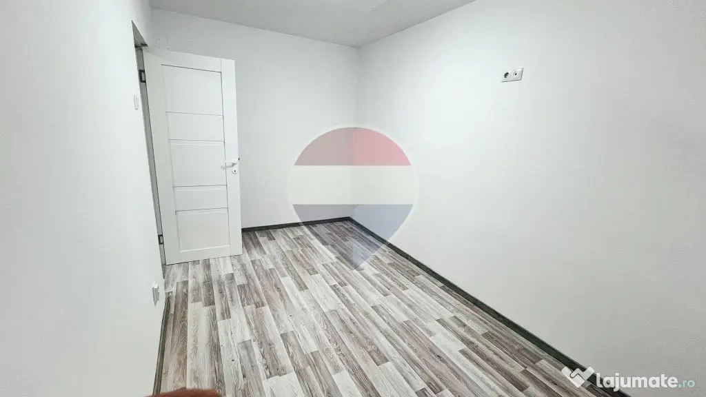 Apartament cu 2 camere de vânzare în zona Rogerius - Oradea (Bihor)