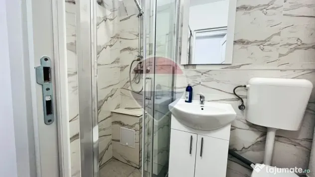 Apartament cu 2 camere de vânzare în zona Rogerius - Oradea (Bihor)