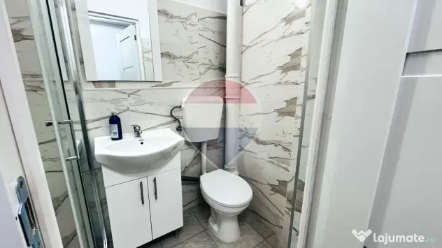 Apartament cu 2 camere de vânzare în zona Rogerius - Oradea (Bihor)