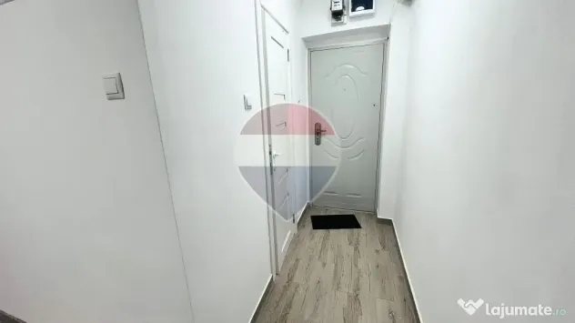 Apartament cu 2 camere de vânzare în zona Rogerius - Oradea (Bihor)
