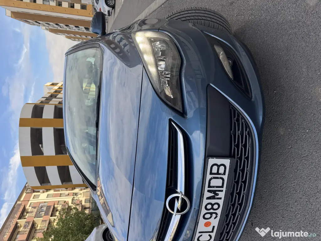 **Opel Astra J 2015 | 1.6 CDTI 110 CP \| 146.643 km**