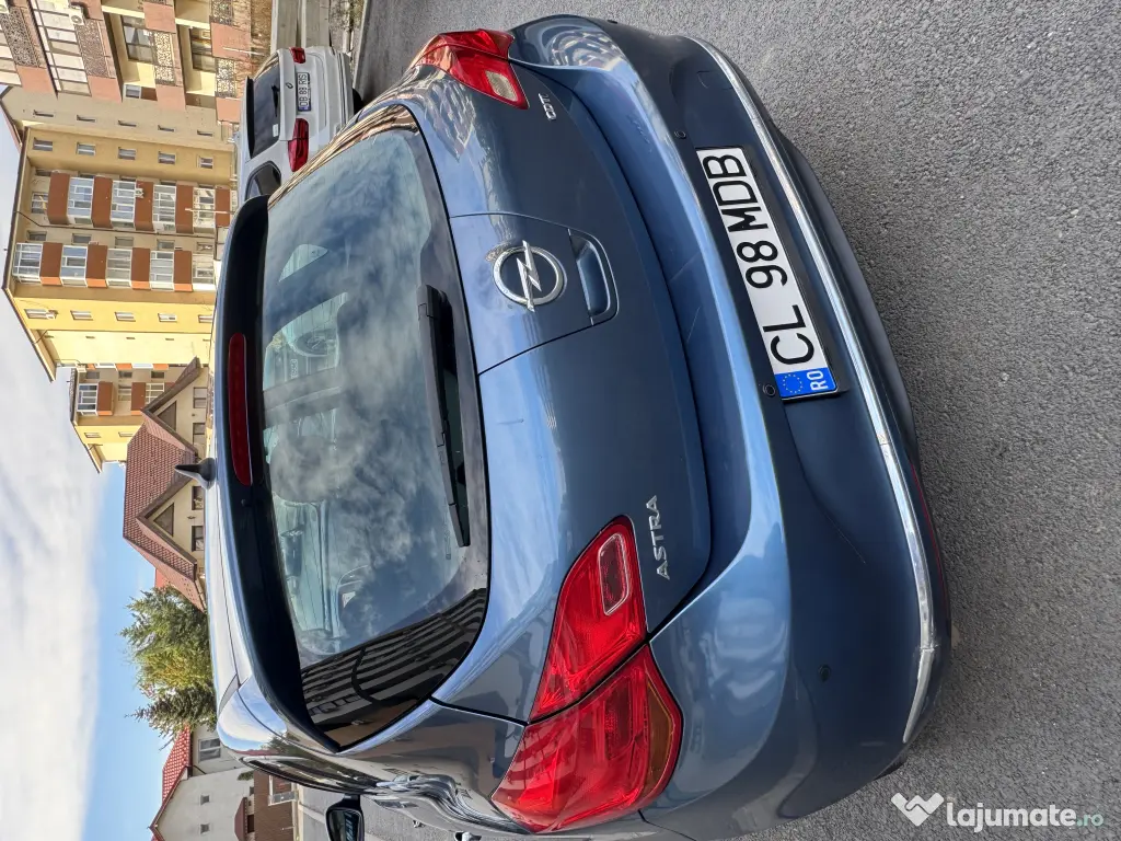 **Opel Astra J 2015 | 1.6 CDTI 110 CP \| 146.643 km**