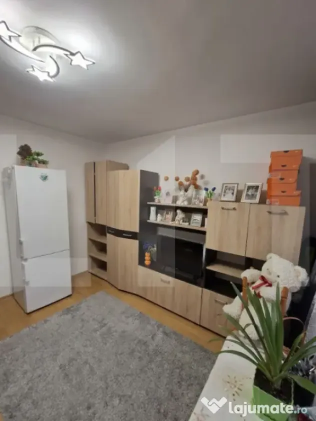 Cameră cămin , 19,80 mp, cu baie propie, cartier Valea Ro? - Craiova (Dolj)